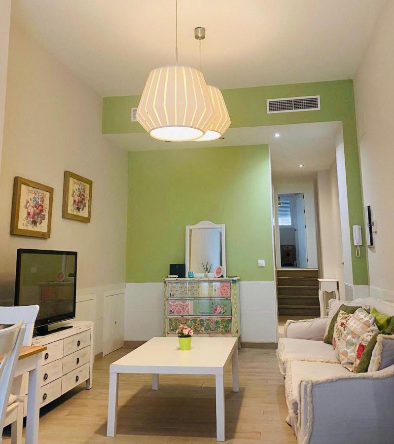Wish Suite Gran Poder De Sevilla Seville Exterior photo