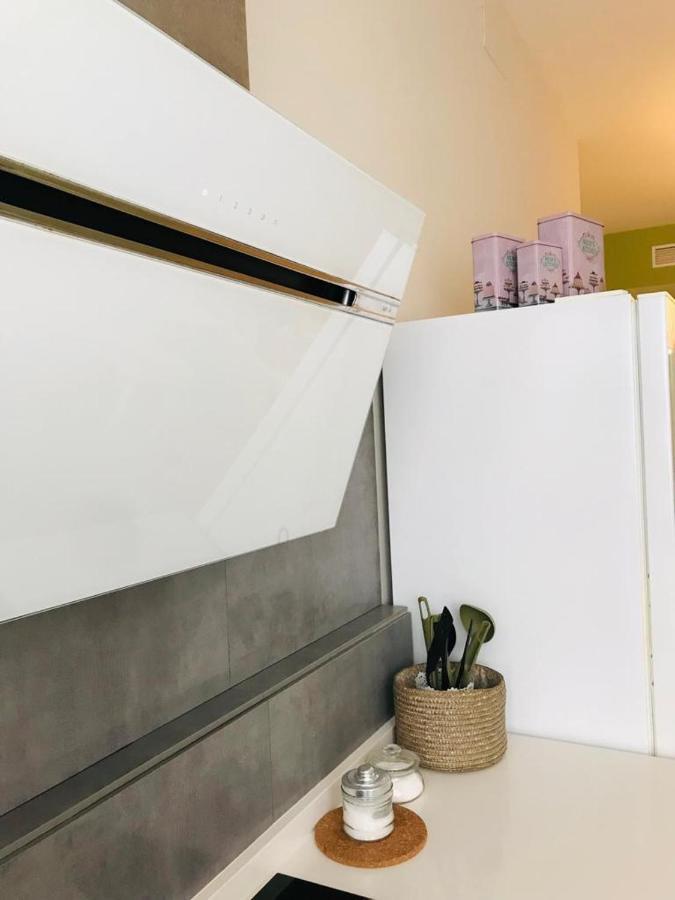 Wish Suite Gran Poder De Sevilla Seville Exterior photo