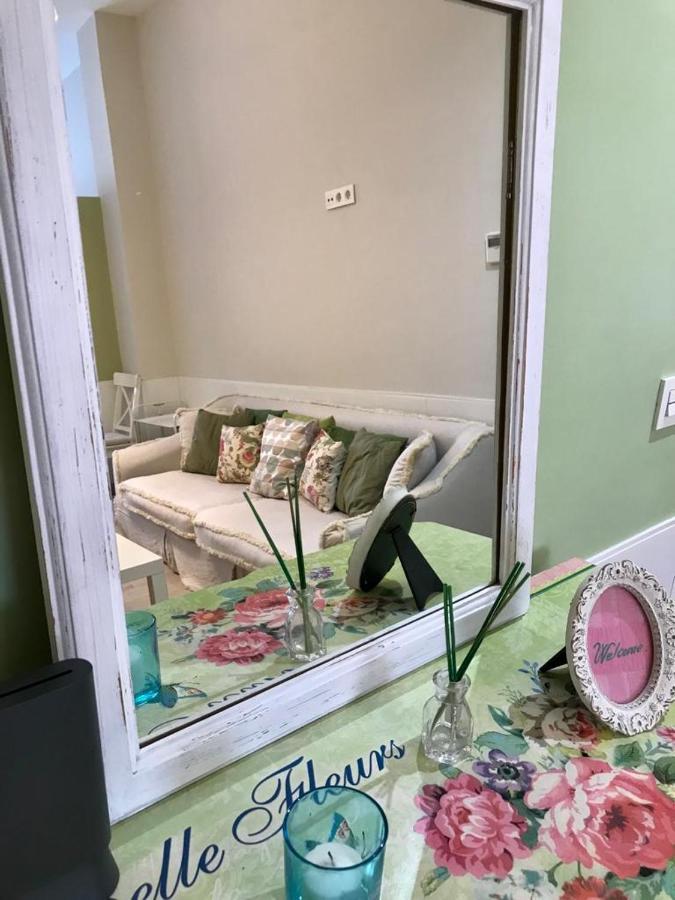 Wish Suite Gran Poder De Sevilla Seville Exterior photo